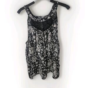 Torrid Plus Size 1X Black Floral Challis Babydoll Button Tank Lace Trim